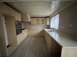 Photo 25- click for photo gallery